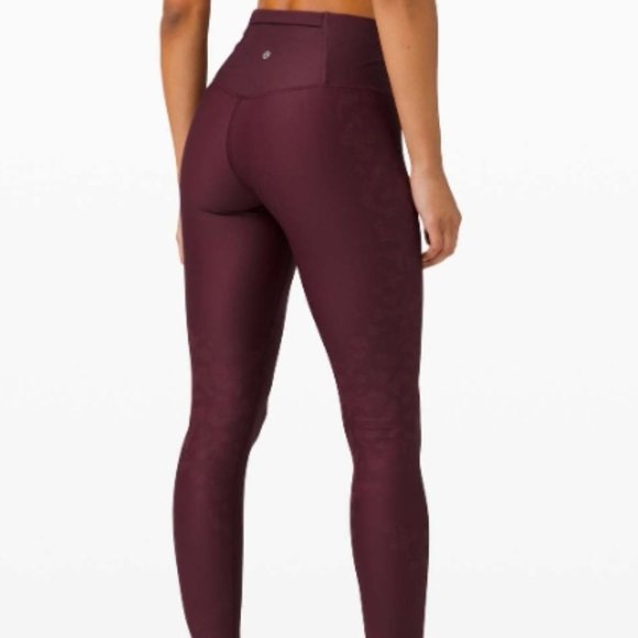 Nwt Lululemon  28" mapped out Tight 28" cassis/smoky red SenseKnit *camo* - Picture 5 of 8
